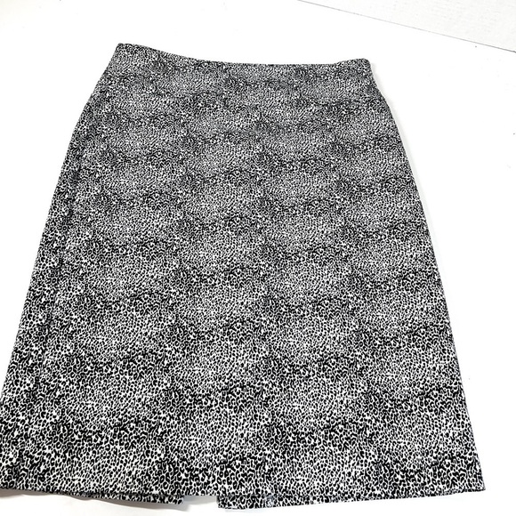 Margaret M Print midi skirt M in Black & White - Picture 1 of 8